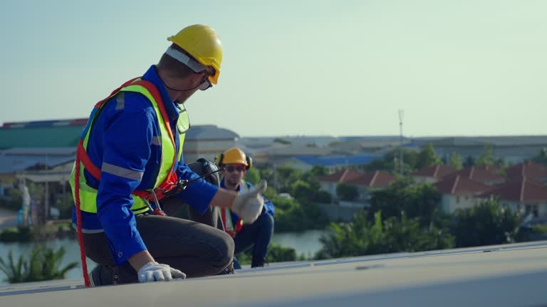 Best Commercial Roofing Services  in Cadiz, OH