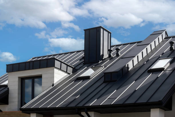 Best Roof Moss and Algae Removal  in Cadiz, OH